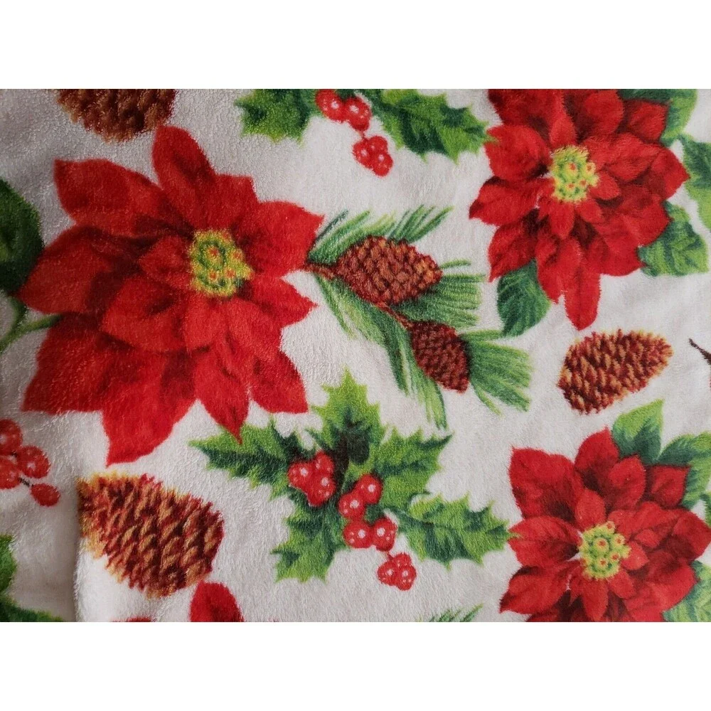 Poinsettia Christmas Blanket Throw Acorn Winter Holiday Mistletoe Holly Berry
